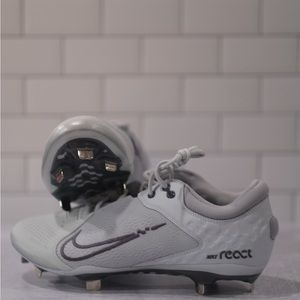 Nike React Womens Softball Cleats Brand New Size 11.5